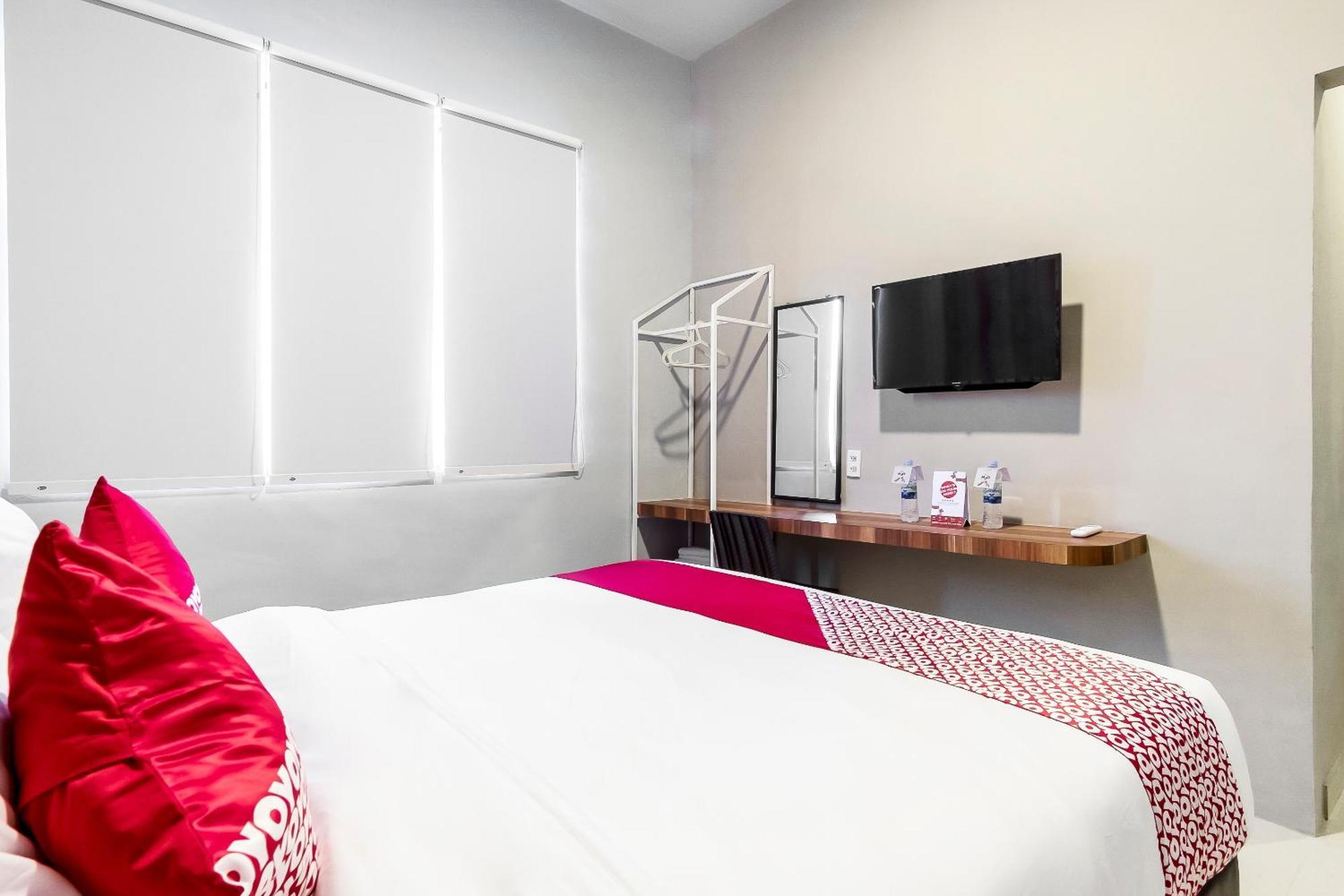 Super Oyo 360 Mangaan Residence Medan Dış mekan fotoğraf