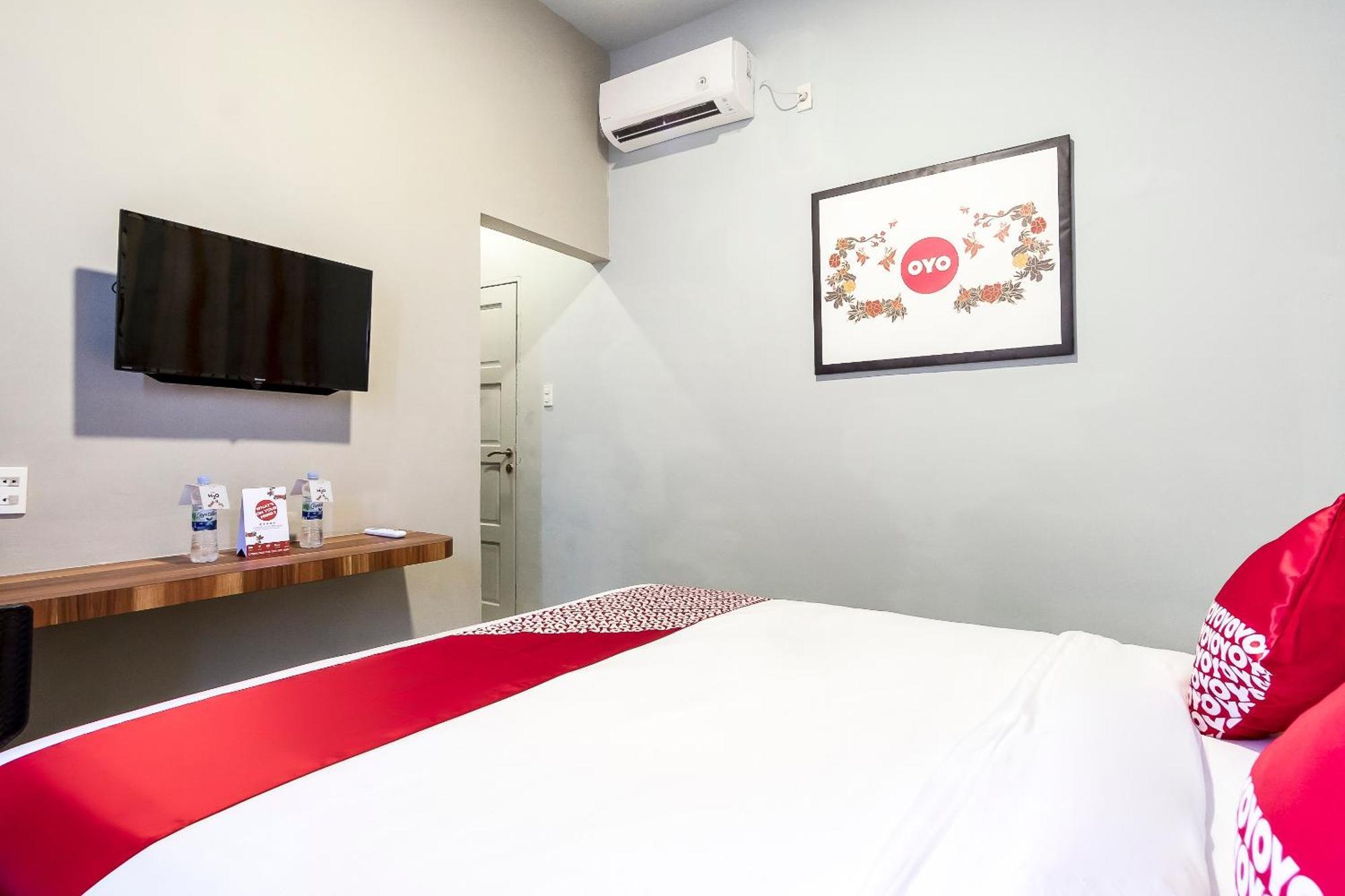 Super Oyo 360 Mangaan Residence Medan Dış mekan fotoğraf
